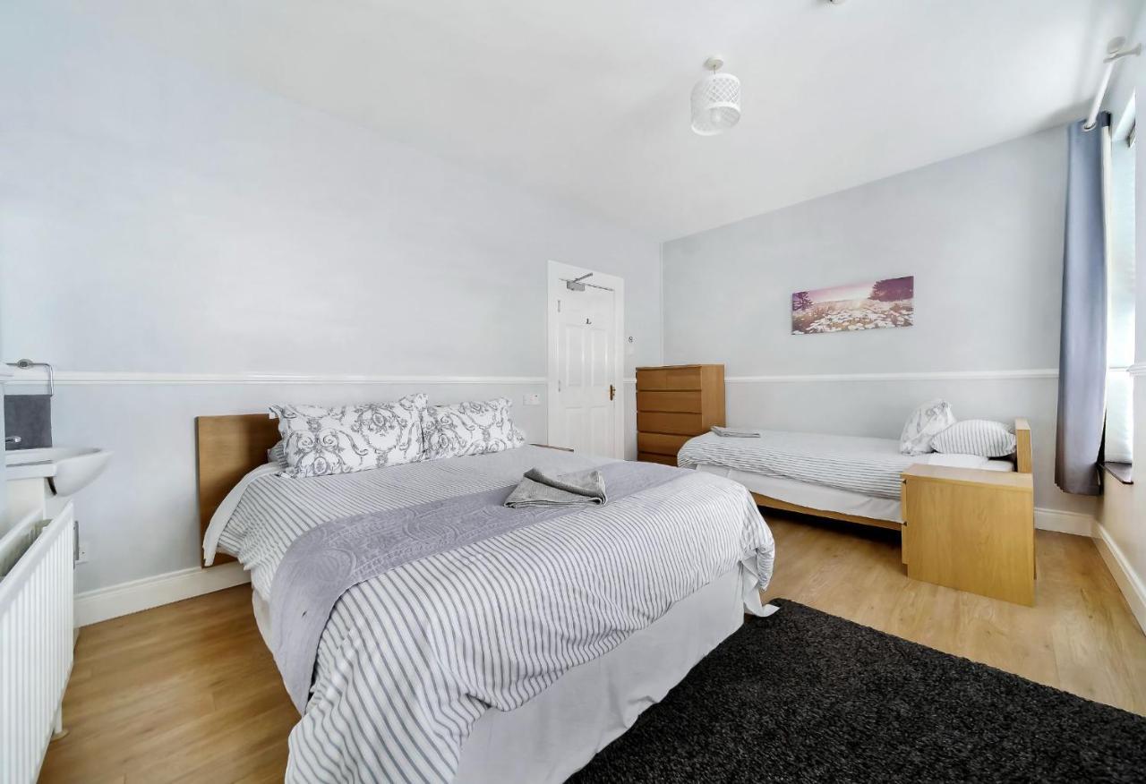 Cathedral View B&B Derry Ruang foto