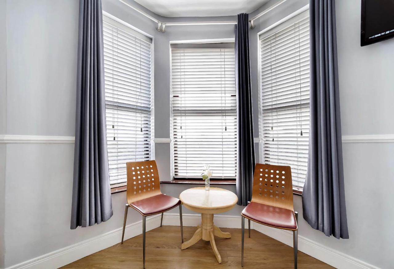 Cathedral View B&B Derry Bagian luar foto