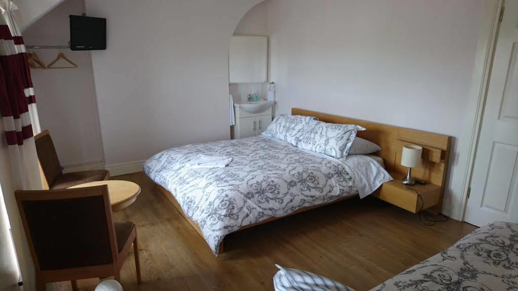 Cathedral View B&B Derry Bagian luar foto